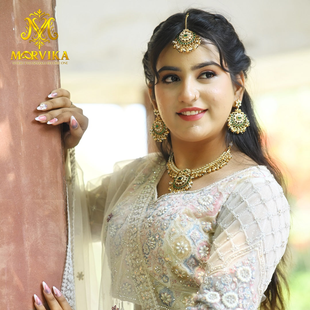 Traditional Gold & Green Polki Kundan Jewellery Set (Necklace, Earrings & Tikka)