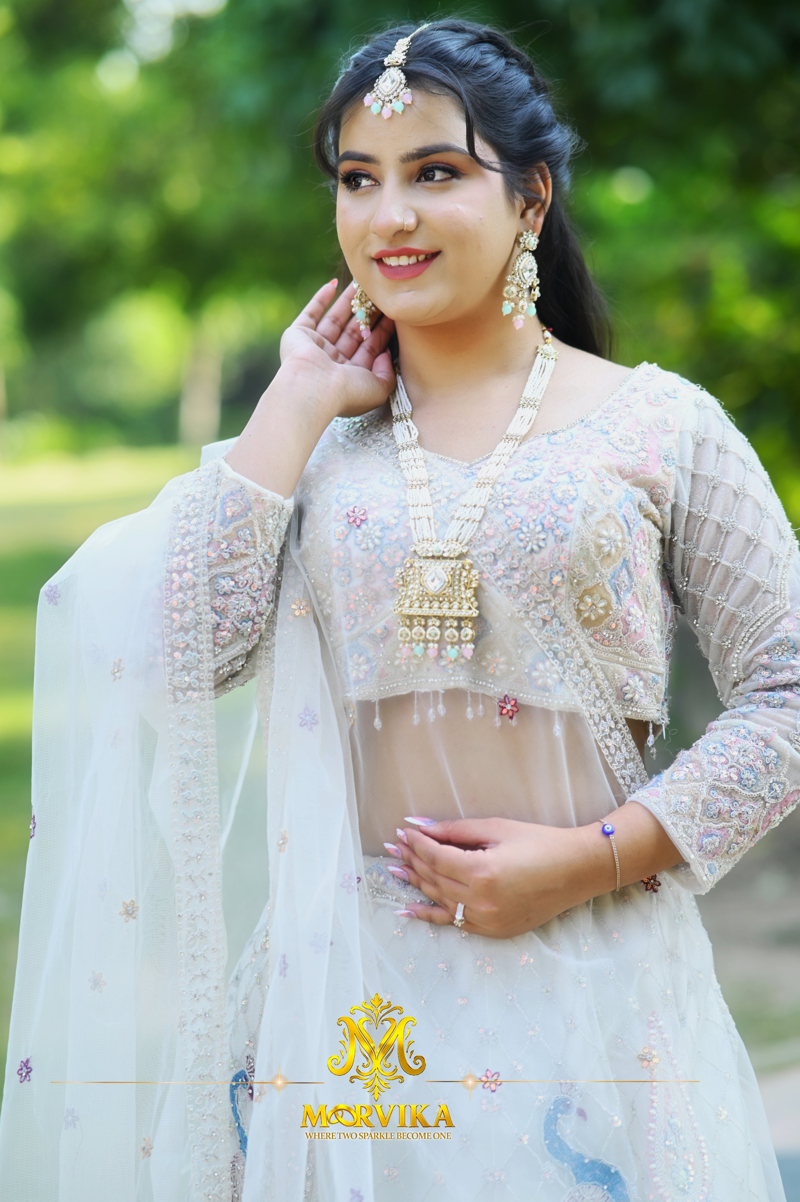 Morvika Pastel Kundan Long Haar Set